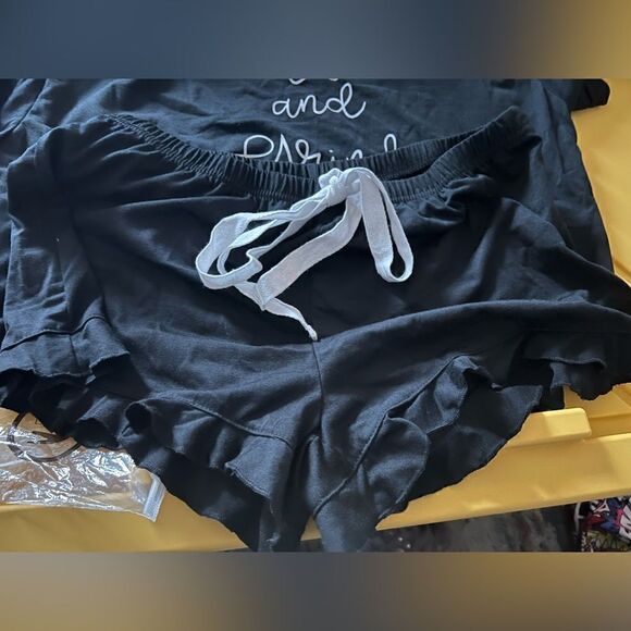 “Rise and Grind” pajama short set - Picture 2 of 5